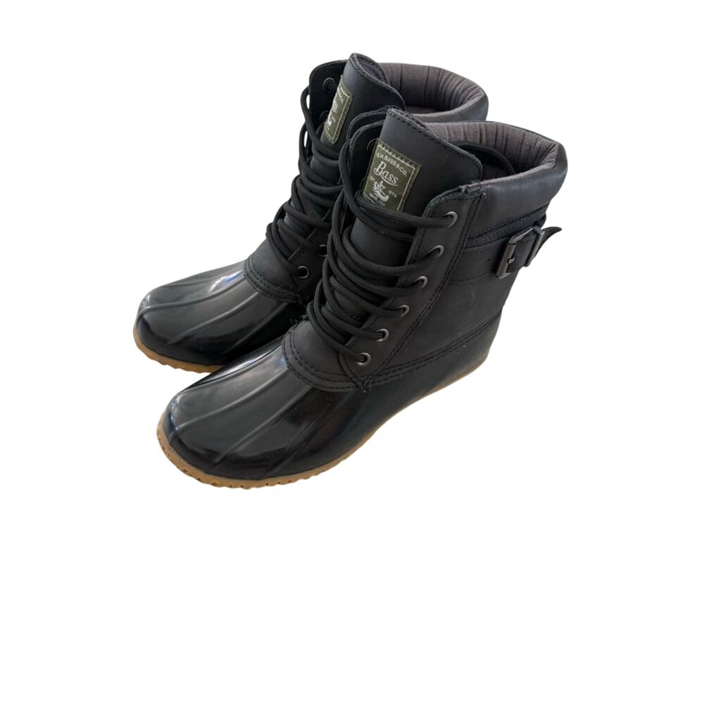 G.H. Bass & Co. black leather duck boots size 8